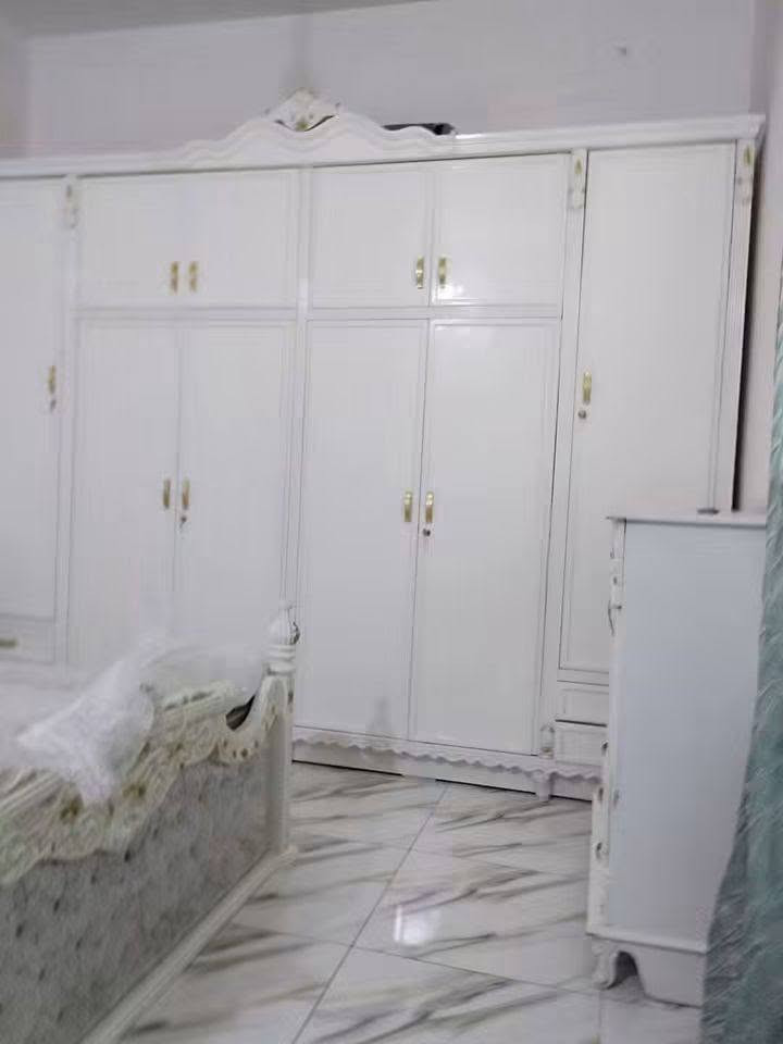 غرفة للبيع • صاج عراقي • واتساب
