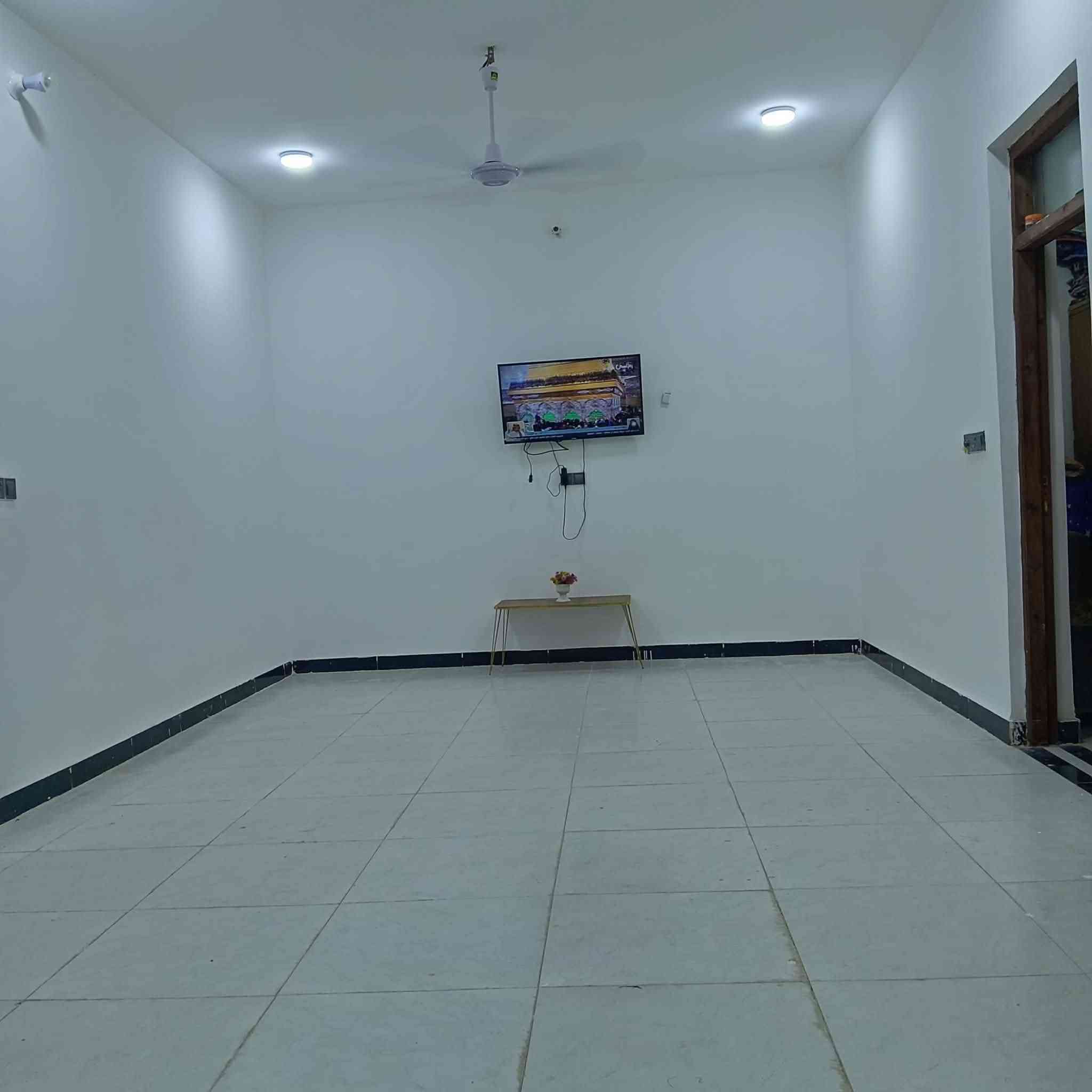 بيت جديد للبيع حي لأمين ثانيه مساحته 230م بناء 2غرف وصاله ومطبخ واستقبال حمام طارمه حلوه تفاصيل اكثر على الرقم التالي ***********واتسب
