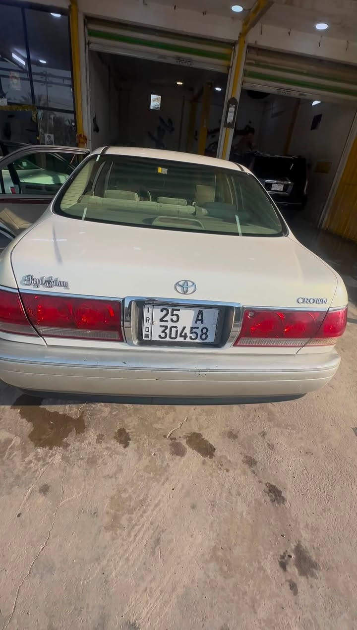 ملكة موديل 2001
رقم كركوك انكليزي قرار 48 شرط المداور وين ميعجبك 
مكينة vvt
دكمتين 
تحويرة امارات فوك وجوة
مكفولة من الكصة والعيب الشرعي
بيها ضربة بسيطة بالجاملغ الخلفي 
حدادية جديدة + تايرات جدد

السعر 125 وبيها مجال بسيط
العنوان / بابل - كفل

***********
