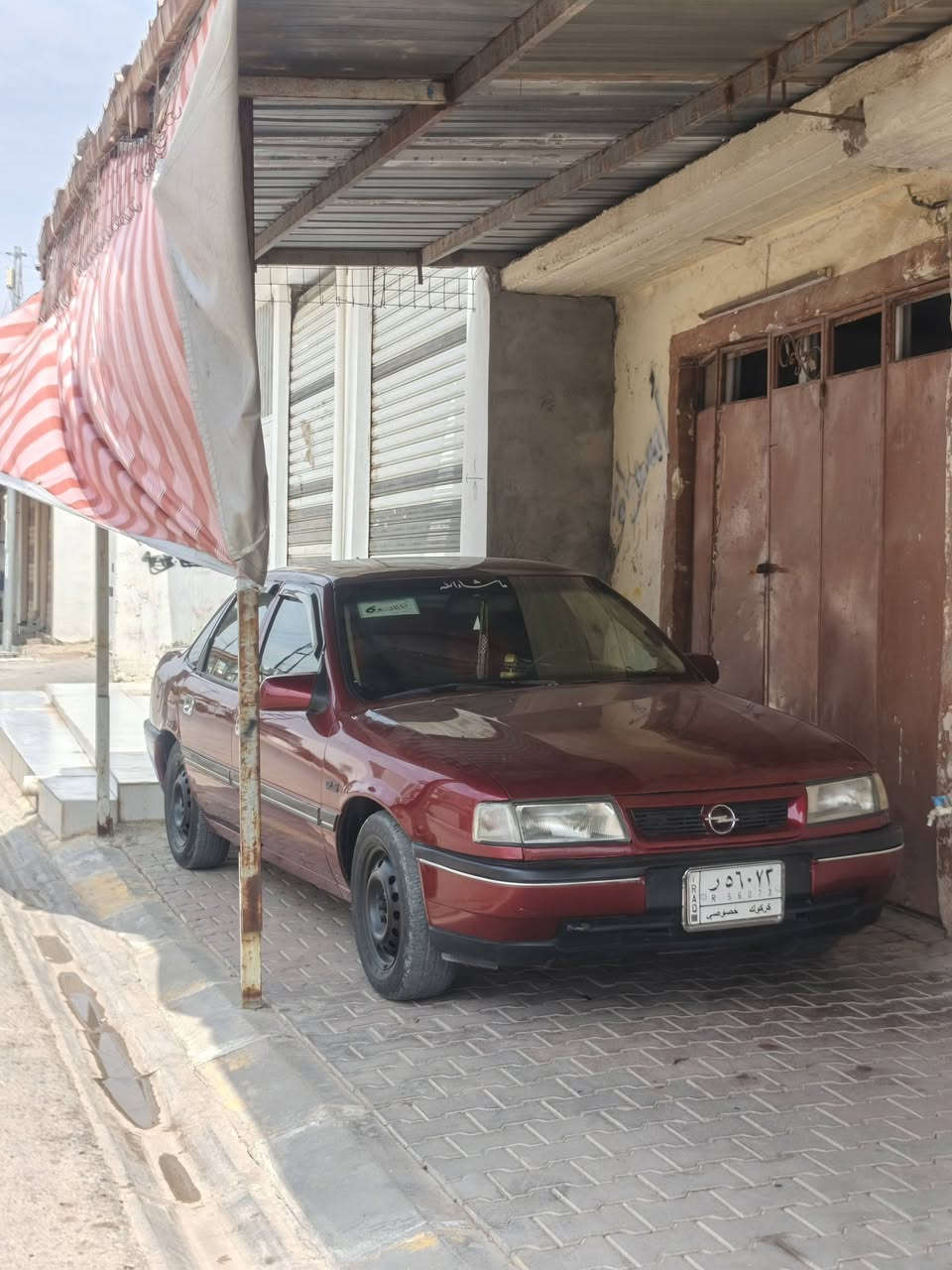 اوپل فکترا لبیع مودیل 1992  سنویە جدید و حجم 20  سیارە سبوخ جمالیە  دفتر بانزین بی و مکان داقوق ***********
