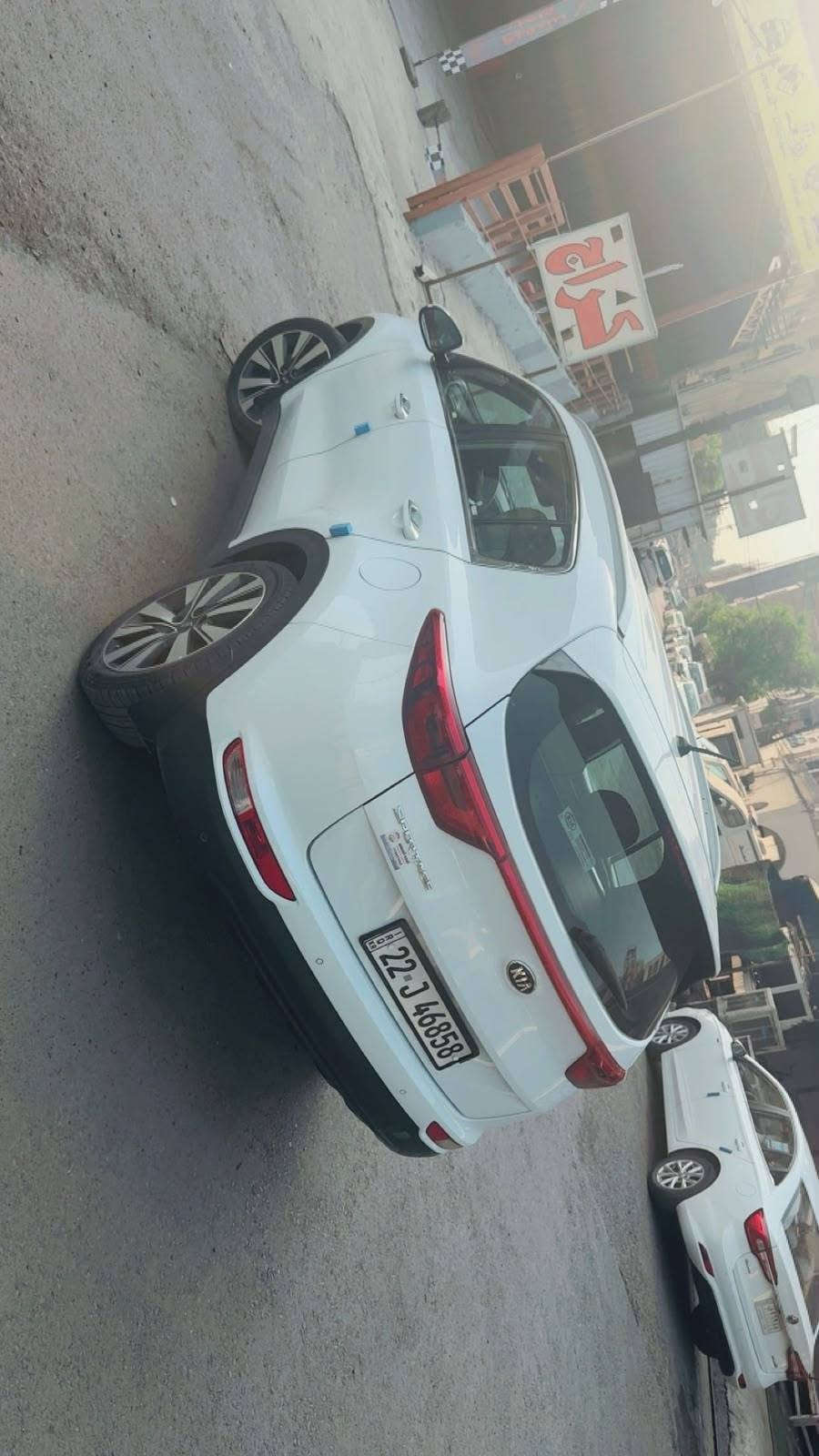 سبورتج 2019 خليجي
مكفوله عدا أصبع بارد بلباب 
مكينه كير تبريد صدر كفاله
جاهزه مابيها اي نقص
رقم اربيل الدولي شرط التحويل بيع او مراوس حسب القناعه 
بدون وكاله
مواصفات عاديه 
السعر ١٧٣ وبيها مجال حك الجيه
مكاني بغداد الدوره
*********** بغداد, العراق
