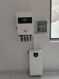 منظومة شمسية • انفيرتر 8kw • بطارية 16kw