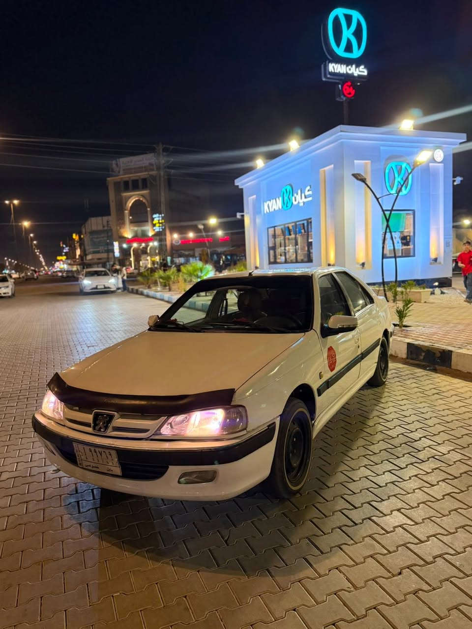 سلام عليكم 

بيجو بارس 2021
رقم بابل 

مكفولة كير محرك تبريد حدادية
بيها فقط باب تبديل خلف السائق

السعر 57 ورقة وبيها مجال

***********
***********
