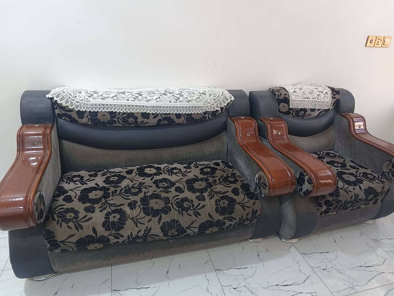 قيم واخذ عشر مقاعد مكان بابل ***********

