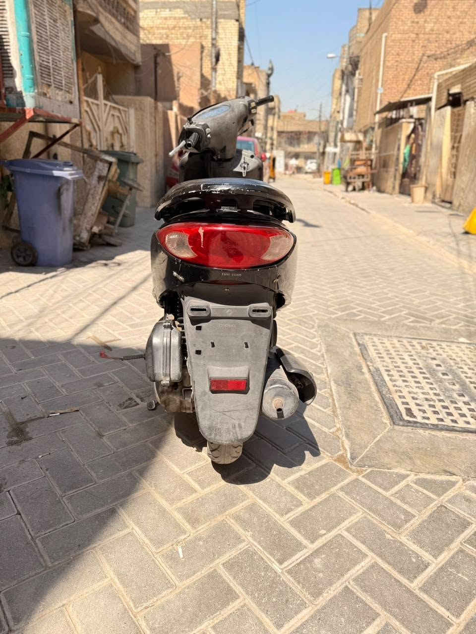 دراجة رمبه ما صارله هواي 
بريز كفاله عامه ✅ 
مكينتها اشك الكاع ✅ 
كهربائيات كلها شغاله لووك ✅
ماشيه 4000 الاف
اناره دراجه شغاله لووك ✅ 
دبلات تخبل ✅
كفرات ختم واحد من طول لطول بلادي ✅ 
دراجه شما اوصفها قليل بحقها 🤍 مكاني بغداد رقم الهاتف ✅ *********** واتساب متواجد 🏠 سعر 650🏠
