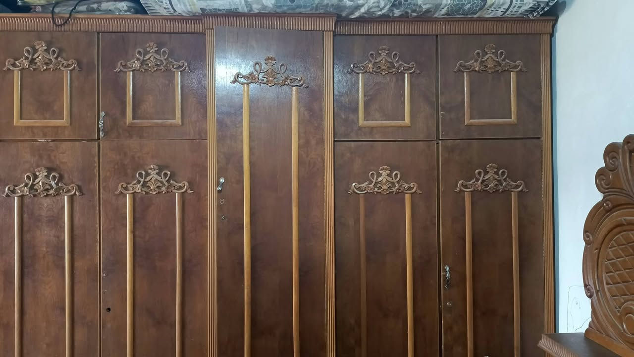 غرفه خشاب للبيع نظيفه جدا السعر 900
***********
