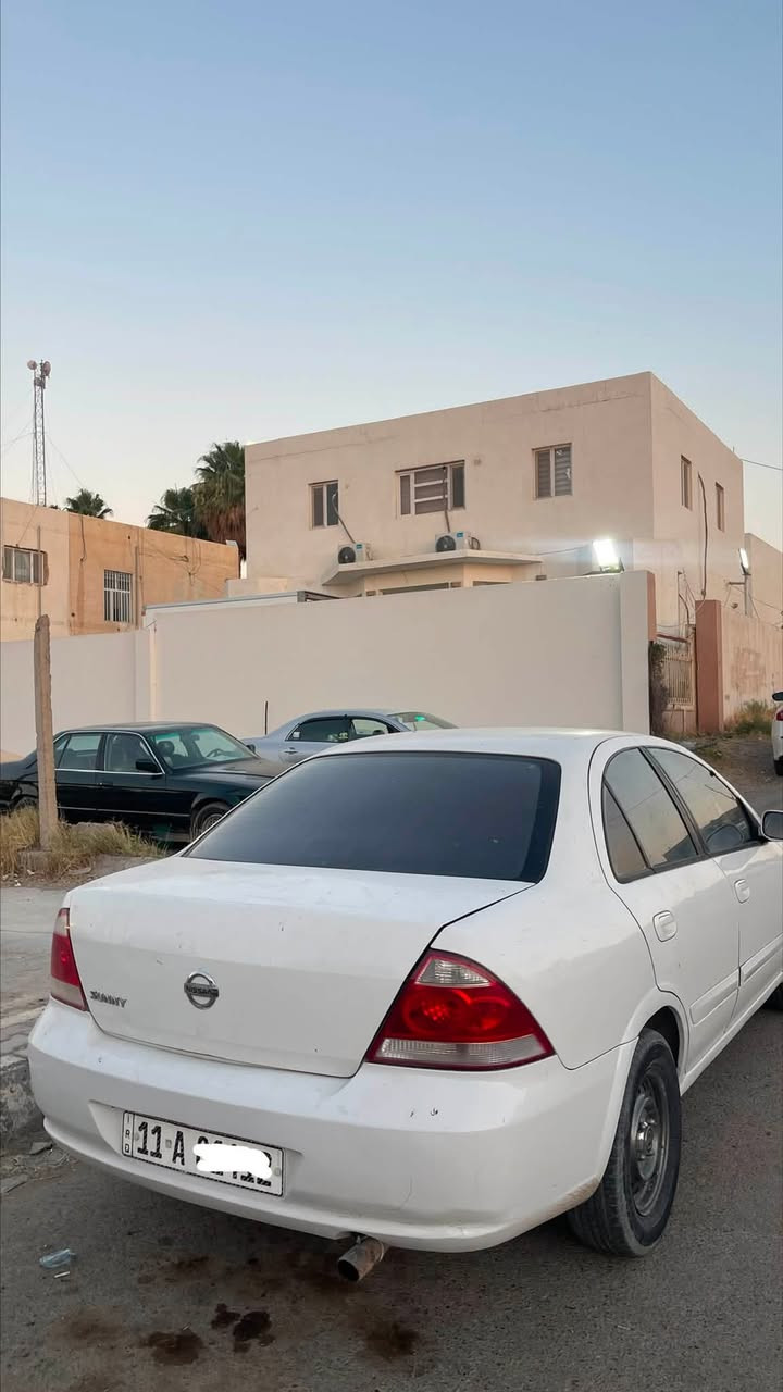 السلام عليكم
‼️مكلف بالنشر‼️
✅سيارة صني كوري للبيع✅
✅بيه قطعتين صبغ 
✅محرك مكفول
✅كير مكفول
✅السيارة حلوة كاعدة 
✅تبريد ثلج
✅صدر مكفول جديد
✅رقم دولي بغداد 
✅الرقم ***********
