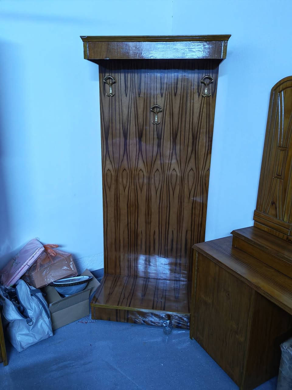 غرفه نوم جديده للبيع غير مستخدمه للإستفسار على الرقم *********** العنوان كربلاء حي الامامين
