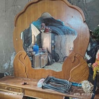 غرفه اخشاب • ٥ابواب • نظيفه