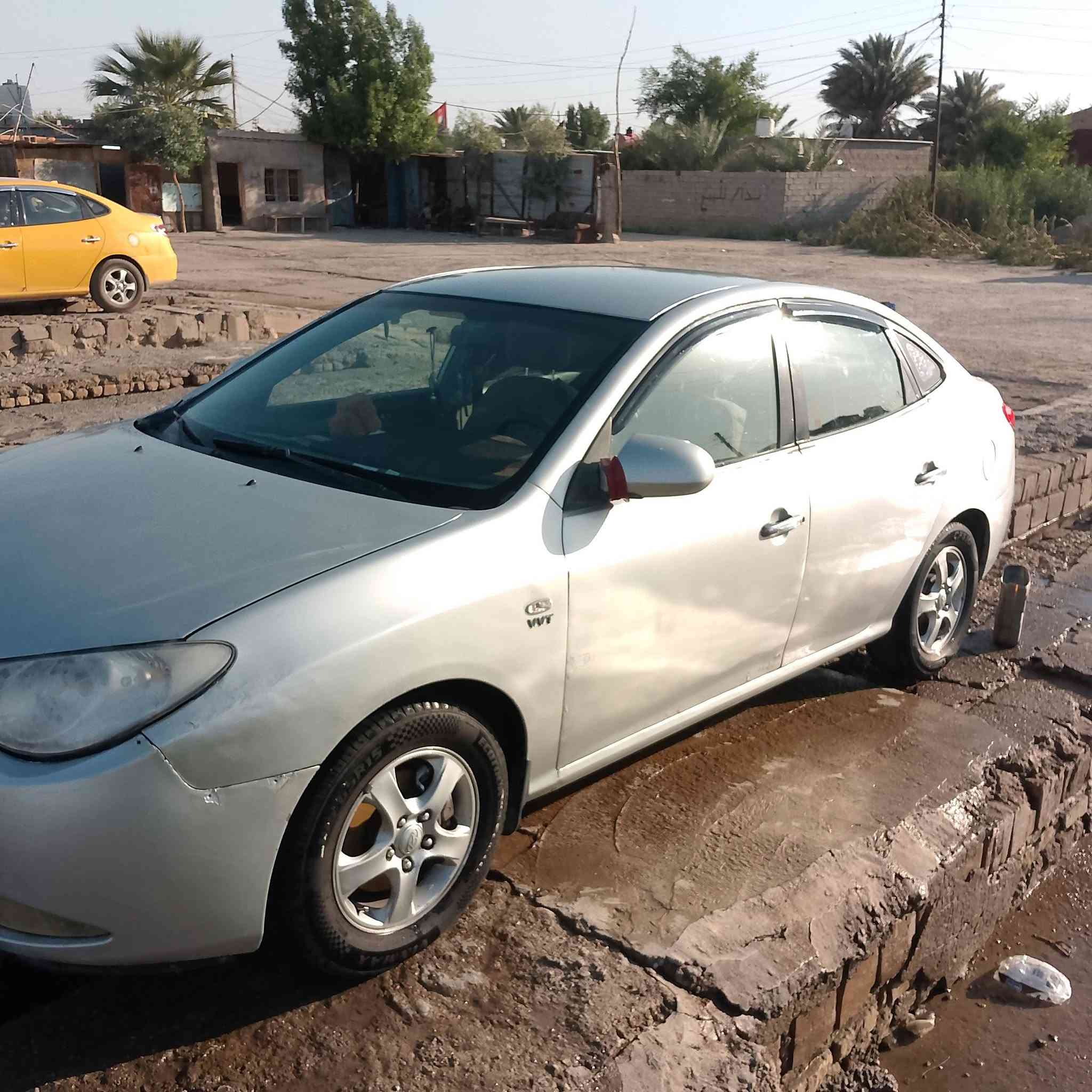 سياره النترا للبيع موديل 2007 خليجيه صبغ عام بيه  طخطخات.   محرك بي ضعف  كير حاويه تخم  تاير جديد كهربائيات شغاله غرامات عليه 600  السعر 72بيه مجال حك الجيه///// ***********/////***********///// محرك    1600  دكشن عالي ///الموشراي الاينتصل  رحمه لبيه.  العنوان بابل محاويل
