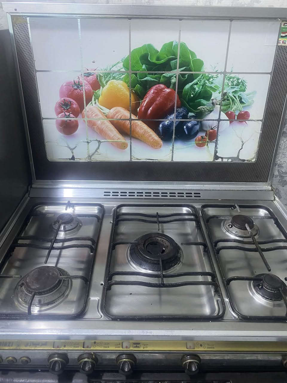 ثلاجة • طباخ • للبيع