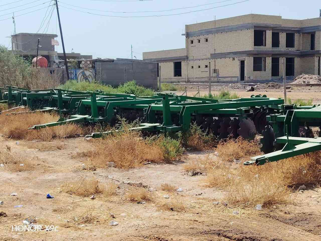 سلام عليكم لدينا للبيع دسك معدلن مرازه خرماشه تجفيت برانكيتات وتحوير دسك لدينا حجم ١٨+20+24+28 وشغل كله تزكام درجه وله. ***********

نص مكتوب في الصور:
- HONOR X9c