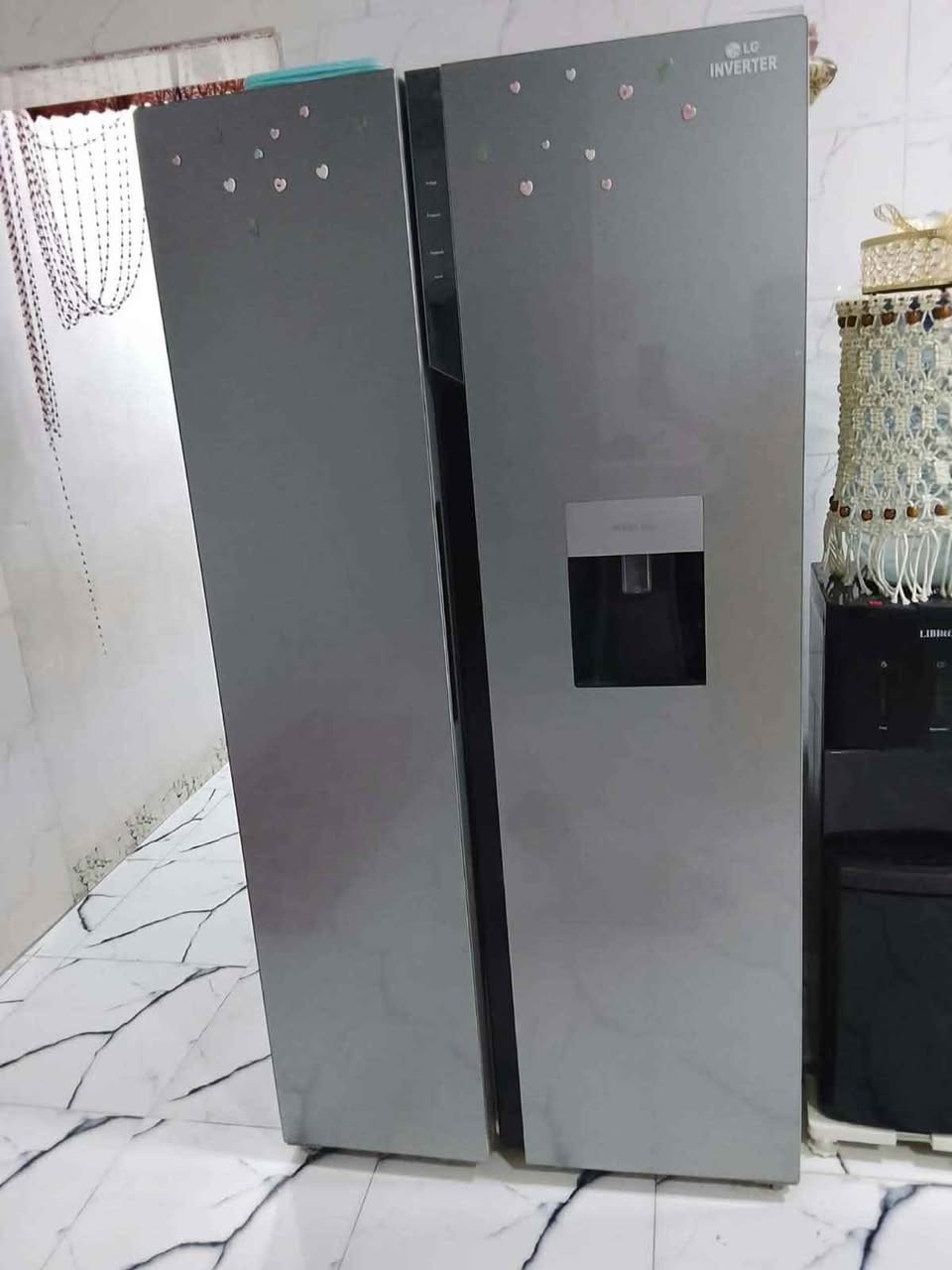 سلام عليكم.ثلاجه LG بابين شرط نضافه وكلشي بلاادي سعره 550الف بيه مجال للتواصل واتساب *********** كركوك, العراق
