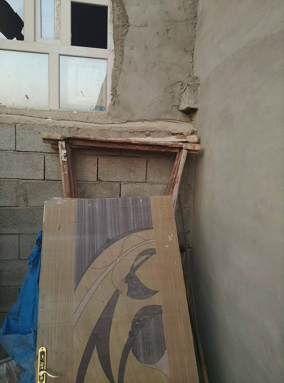 بوب خشب باب اول العدد 3, مع جرجوبة سعر الواحد 25..
***********
