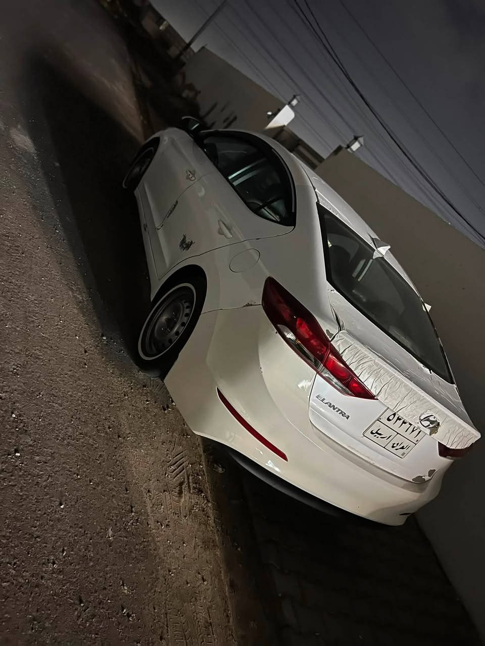 سلام. عليكم. النتره. مديل ١٧. فول. عدى الفتحه رقم. اربيل. وارد.  بيه. مكانات تشليع  امريكي. حادثه. جاملغ وبنيد بدون دواخل.  السعر ٨٧. وبيه. مجال. بسيط. الاستفسار ع. رقم ***********
