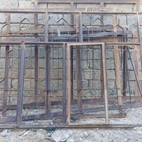 شبابيك • ابواب حديد • للبيع