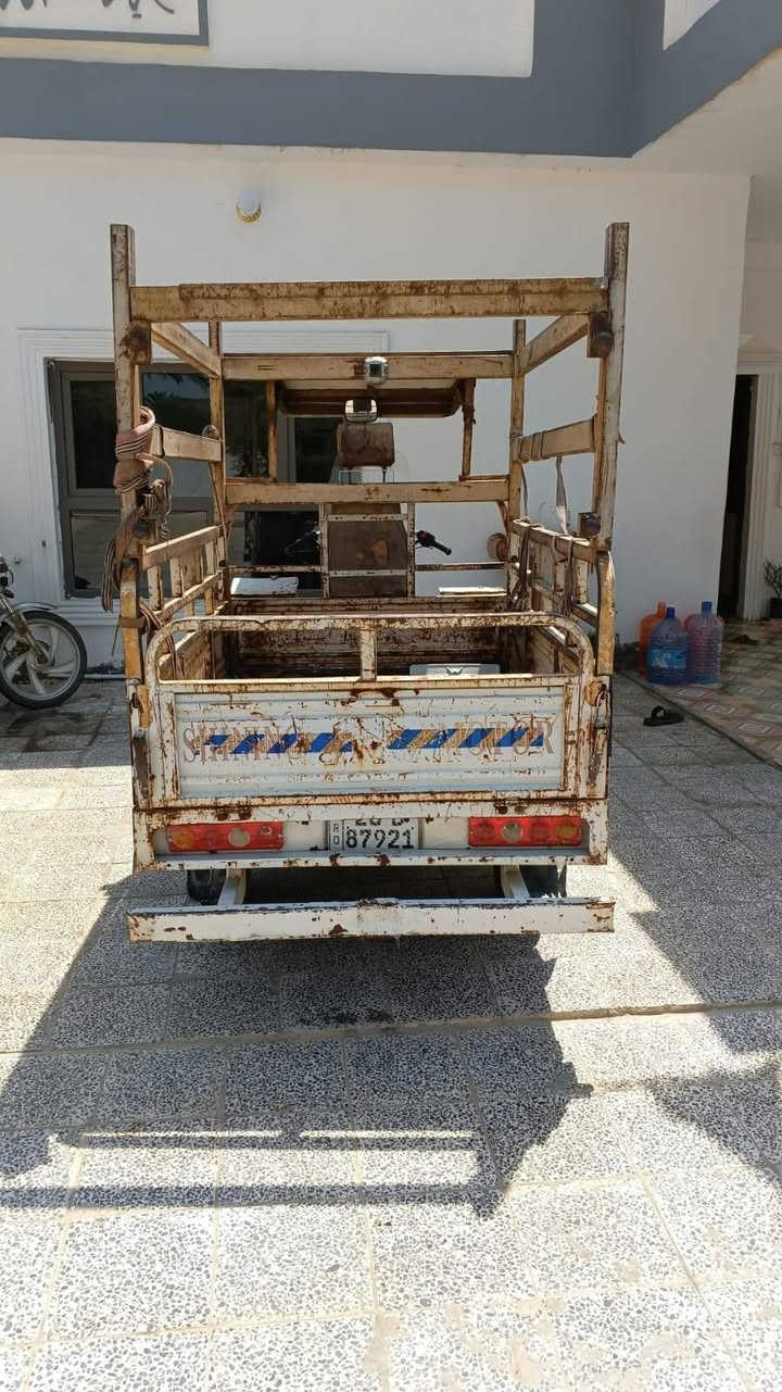 ستوتة ٢٠٢٠ مرقم كامل محرك بلادي ٢٠٢٠ نضافة كماموضح بالصورة سعر ٢٣٠٠ وفيها مجال استفسار خاص أو ***********مكاني بهرز
