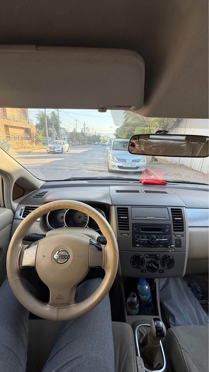 ﷽
نیسان تیدا 
٢٠٠٨ 
حیزام بۆیاخ 
لەسەر ساخی 
پێشی کەپسە 
گێرعادی
دواوەی قرچێکی هەیە 
گێر و مەکینە بەشەرت 
ڕەقەم سلێمانی ٣ مانگە سەنەوی بەسەرچووە 
٦٢ گەلاو معامەلەیەکی زۆر کەم 
ژمارەی موبایل 
***********
*********** السليمانية, العراق
