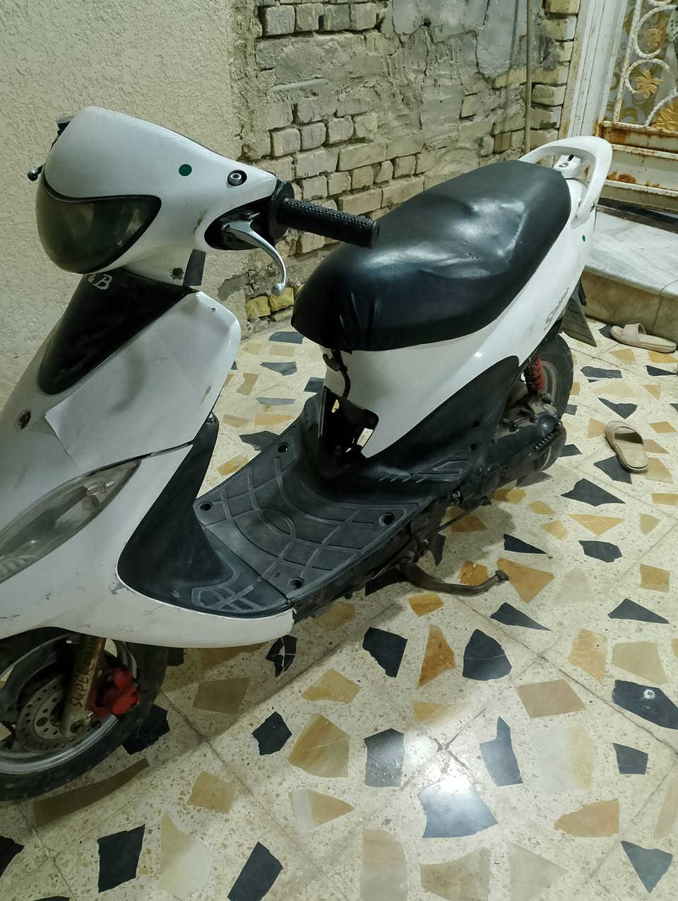 السلام عليكم دراجه kYMCO للبيع دراجه متروكه ويرادلهاا مكينه يعني ابيعلك كوم حديد رايده ب 150وبيهاا مجال عنواني دور النفط مو شراي لا تعبني فدوه ل كلبك  
ما متواجد خاص رقمي ***********
