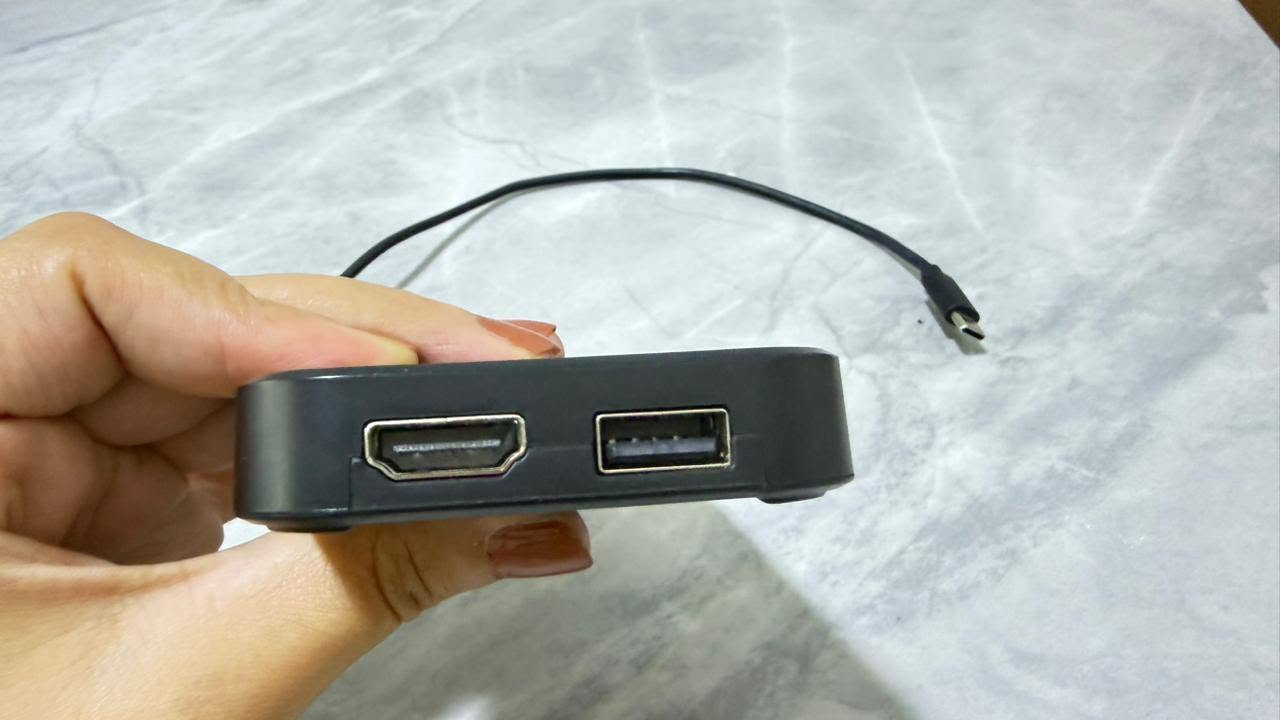 جهاز كارلنكت للبيع ب 75 يستخدم لتحويل شاشة السيارة الى شاشة تلفزيون ذكي مواصفاتة رام 4GB و ذاكرة داخلية64GB  ويدعم SIM كارت و تشغيل افلام وفديوهات من خلال USB  او الاتصال بالانترنت يحتوي على برامج واتساب و ويز و يوتيوب وعدة برامج اخرى جهاز مستعمل 
***********
