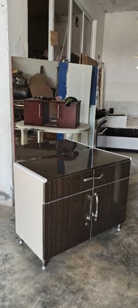 ميز تواليت • يدوي • حاجياوا