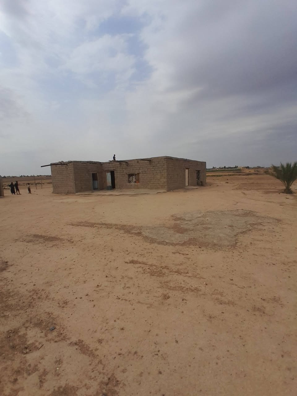 دونم • ٤ غرف نوم • تكريت الاعيوج