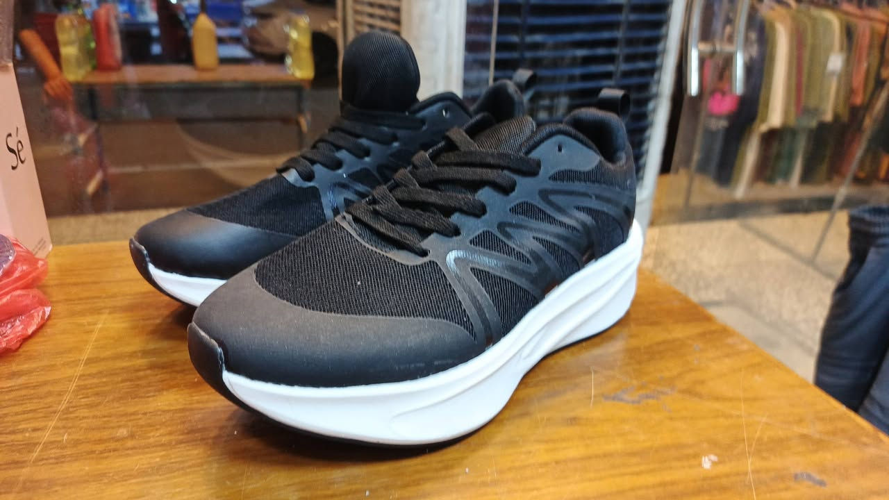 سلام عليكم احذيه باله اوربيه اصليه
يوجد لدينا احذيه👟 و ملابس👕👖 كبار👨 و صغار 👦

عنوانه بغداد منطقه الغدير قرب جامع خديجه 

للحجز او الاستفسار على رقم الهاتف :-***********

يوجد لدينا خدمه توصيل 🚗لكافه انحاء العراق
@إشارة كروب احذيه باله ماركه
