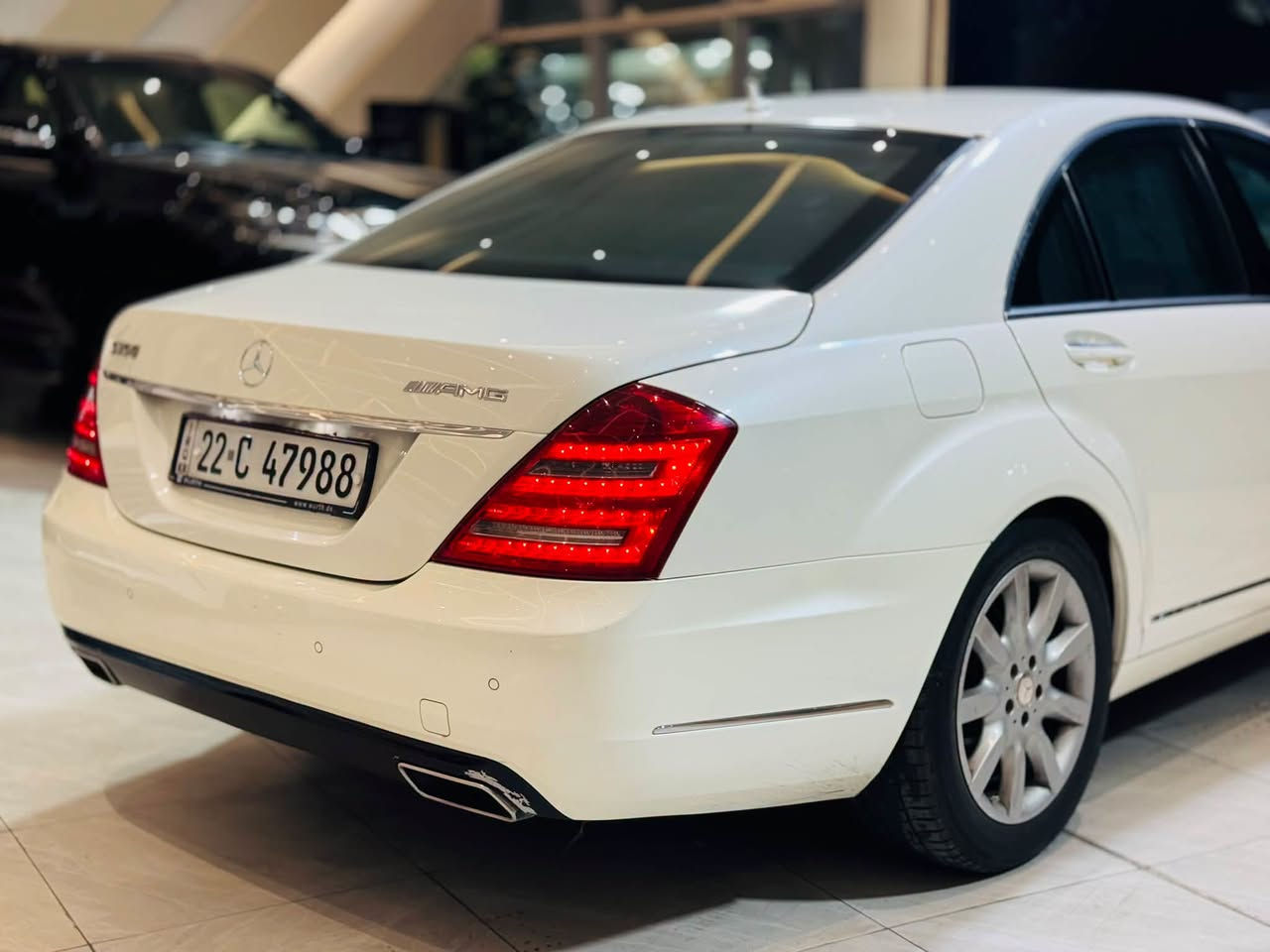 السلام عليكم للبيع او المراوس حسب القناعة مارسيدس S350 2011 مكفولة كفالة عامة حتى الدعاميات 5 بردات 
رقم اربيل هزة سنوية ارقام كلها جدد تحويل اووكالة 

مكان السيارة بغداد 

للاتصال // ***********
للاتصال// ***********
