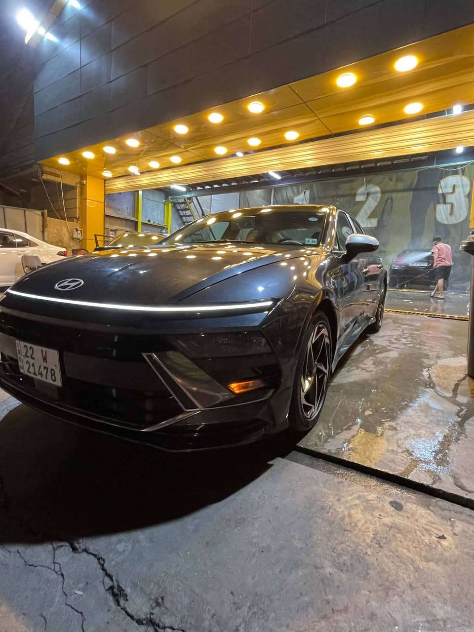 سلام عليكم للبيع فقط
هونداي سوناتا 2024 فول 1/1 

محرك :2500 تنفس طبيعي 

عداد مشي : 50 الف 

مواصفات 

1_بصمة

2_بصمة ابواب 

3_ تشغيل عن بعد 

4_فول بانوراما 

5_لد امامي مع عدسات زنون 

6_ كشافات 

8_ نقطه عمياء 

9_ لد خلفي

10_كشنات كهرباء 

11_ تدفئة كشنات 

12_شحن واير لس 

13_شاشه تبريد منفصل 

14_ سايد بريك كهرباء 

15_ اوتو هولد 

16_كير تعليك 

17_ شفتات ستيرن 

18_بصمه جنطه 

19_مانع انزلاق 

20_تحكم وضعيات قياده 

21_شاشه متصل مقوسة 

تدعم خرائط وكاربلي 

22_رادار امامي وكامره رادار 

23_كامره خلفية دقه عاليه 

24_حساسات اوتو ستوب 

25_فول تحكم ستيرن مع قياده ذاتيه 

مرقم اربيل الدولي الجديد 

(تحويل مباشر )

السياره بيها جاملغ الخلفي ورصعه بل باب الصدر شرط وباقي سياره كفاله عامه وصور حادث مرفقه وي الصور ايرباك برده وراجع سستم 

مكاني بغداد الاعظميه

سعر 190 ورقه وبيه مجال بسيط 

*********** _
