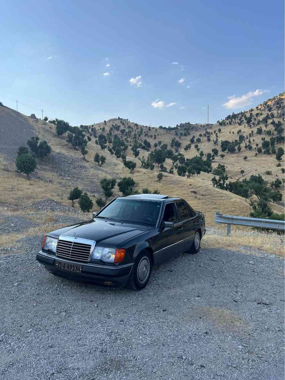 مرسيدس ١٩٨٦ محرك و گير جديد بشرط  بطه٣٠٠٠ سلايت و تبريت ثلج كهربائيات بشرط سياره صبغ عام و معجون للجماليه بدون اي ضرر حتا دعاميات بشرط بدون اي نقص سعر ٦٨ مجال قليل عنوان كركوك *********** كركوك, العراق
