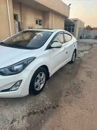 النترا موديل ٢٠١٦محرك ١٨٠٠دوش صدره ٩٠٪؜تبريد ثلج ❄️ سياره بيه ربع قطلع...