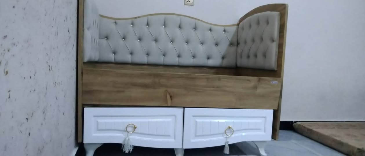سرير طفل للبيع نظيف 125 مكان بغداد هاتف ***********
