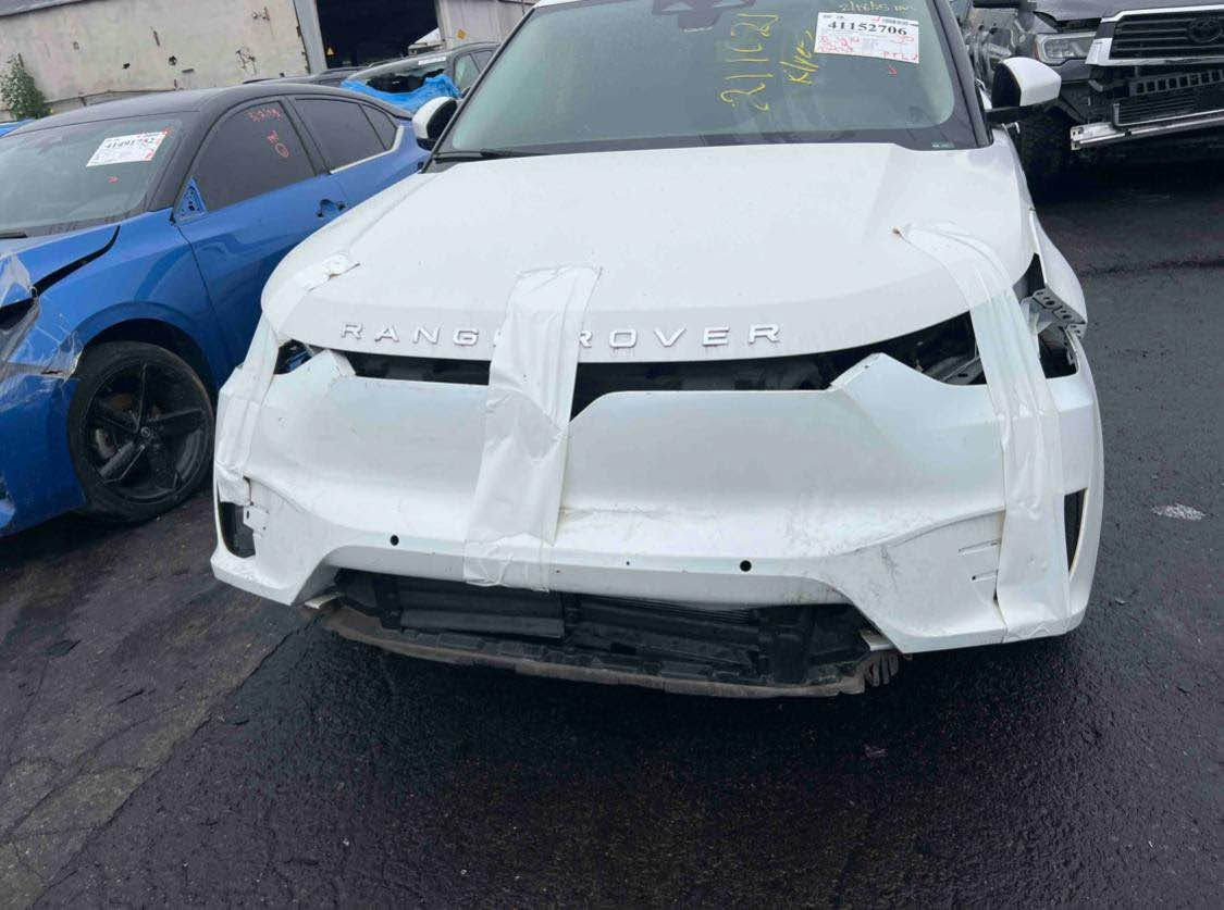 سلام عليكم رانج روفر ايفوك موديل 23 رقم بغداد بسمي تحويل مباشر وارد امريكي كلين تايتل تبديل دعاميه اماميه فقط جميع الارباكات سليمه محرك  الفين تيربو بيع او مراوس حسب القناعه *********** بغداد, العراق
