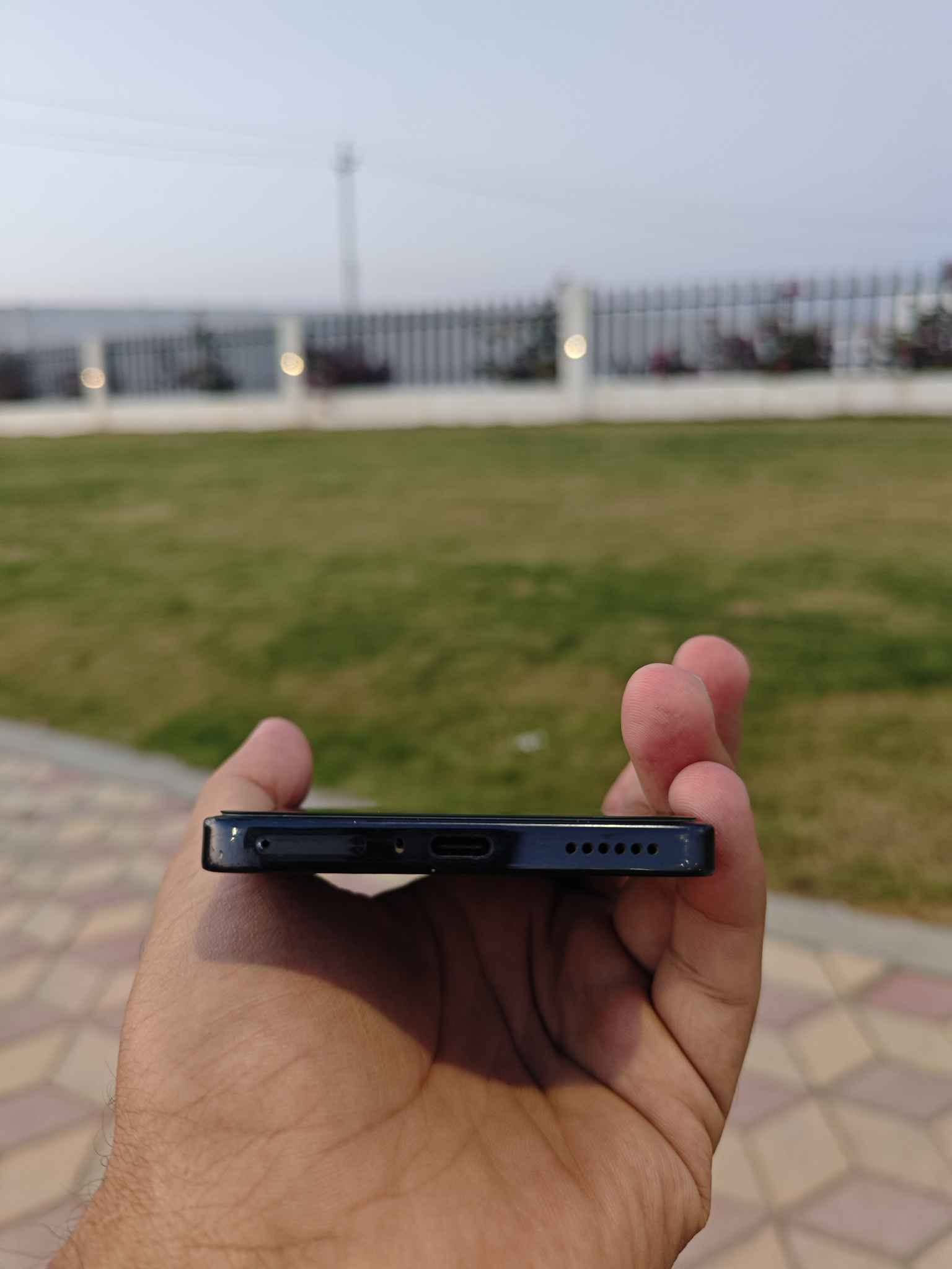 tecno camon 30 pro 5G
نظيف جدا جدا كامل ملحقات 💙💙
جهاز متكامل من جميع النواحي بالتصوير والعاب وغيرها  اقوى حتى من 40 برو 5 جي بالمواصفات افضل اجهزة تكنو 💚
ذاكرة 256 رام 12+12يعني 24
معالج دايمنيستي 8200 التمت ببجي 90 فريم
كامرات احترافية من سوني عدسة واسعة 50 ميكا تصوير فيديو 4k
بطارية 5000 شحن سريع 70 واط 
شاشة اموليد تردد 144 هرتز فائفة السلاسة والوضوح 
مكاني فلوجة او صقلاوية 
سعره 310 الف متوفر توصيل لجميع المحافظات باعتماد 5 الاف
*********** واتساب الفلوجة, الأنبار
