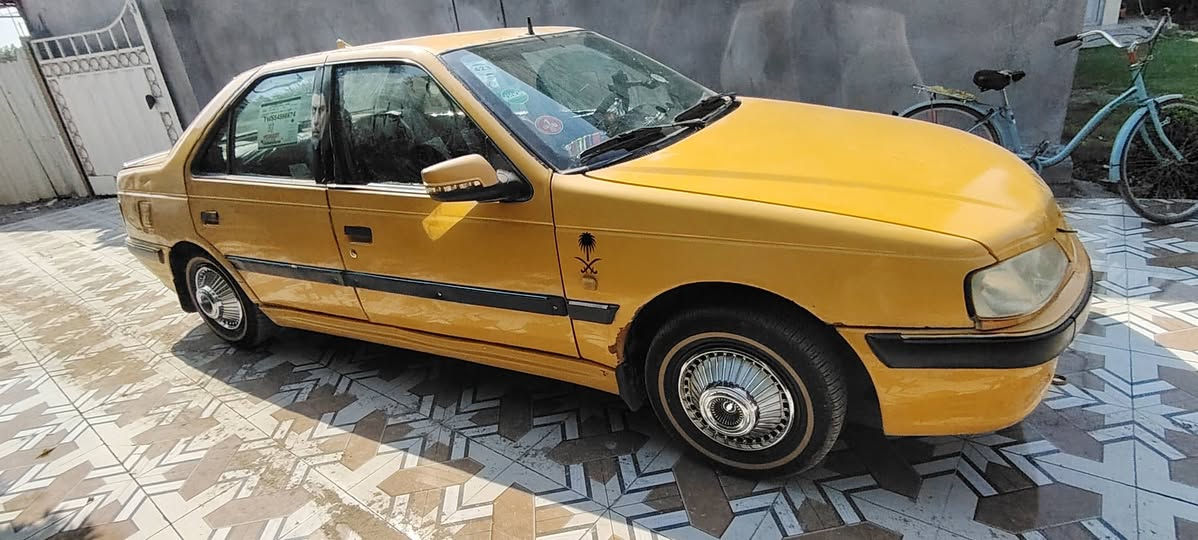 بيجو باص للبيع مديل 15مكان بابل السعر 33وبيه مجال الشراي يتصل على الرقم ***********

