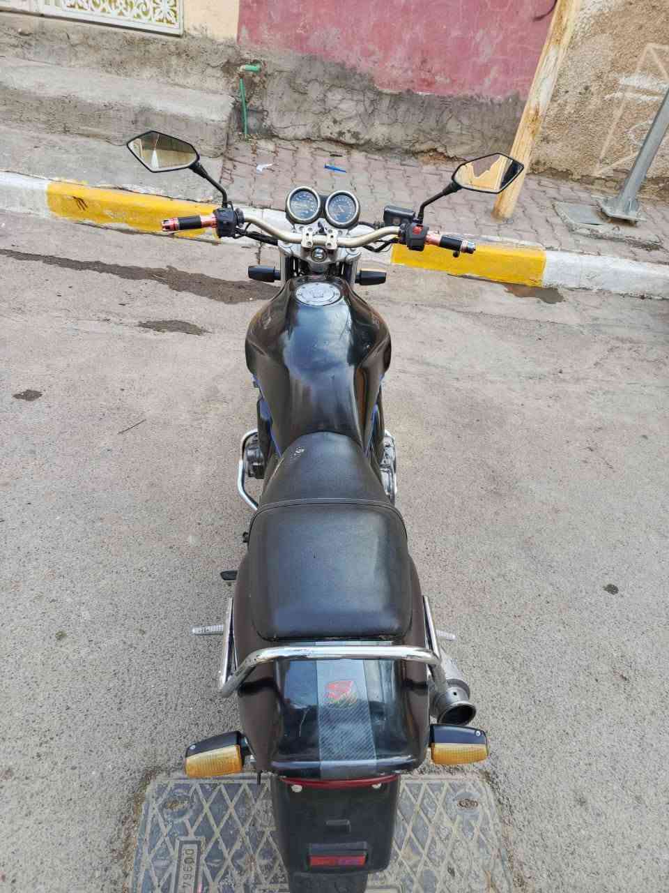 سي بي فور • جيل اول • مكفوله