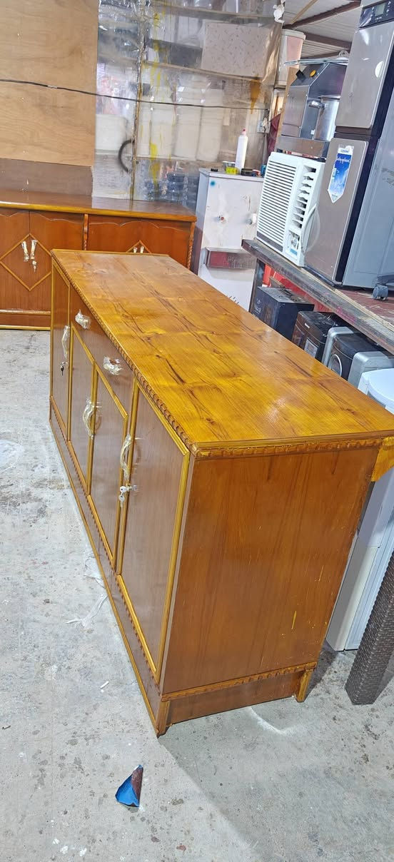 بوفيه مترين صاج تكمه اخو الجديد العنوان شهربان طريق الصدور مقابل مدرسه نوفل السياحه مجاور اسواق نوفل ***********
