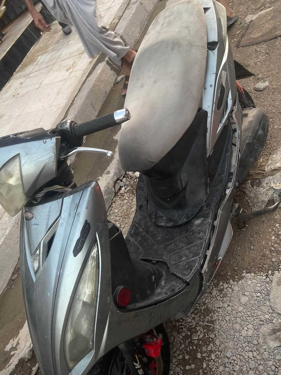 للبيع كهربأيات كلها شغاله المحرك نضيف وشغال بس يرادلها دشلي ***********
