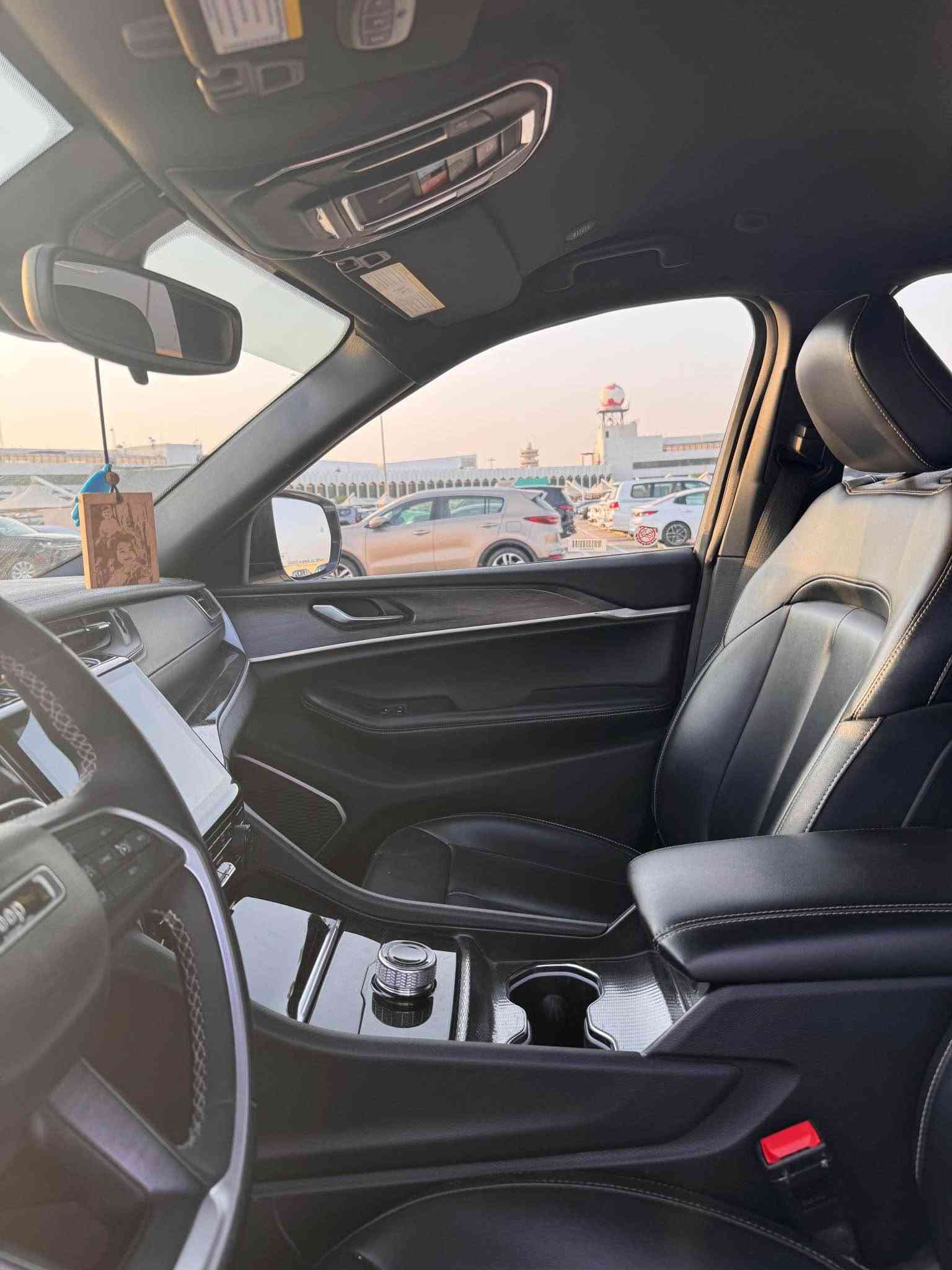 ياالله

السلام عليكم جيب كراند شيروكي 2024 وارد امريكي فول عدى الفتحة

2024 JEEP GRAND CHEROKEE, L limited 

المسافة المقطوعة : 45000 ميل 

         حجم المكينه : 3.6    V6

الضرر :باب امامي عكس السايق وجاملغ تبديل بلادي نفس اللون والجاملغ الخلفي PDR راجع 
بجم كبس كير مكينة مكفول بدون لالغود ولاشاصي سيارة مال جناي واستخدام قليل

                   

#مواصفاتها

1.شاشه

2.فتحه

3.كشنات جلد

4.كشنات كهرباء

5.ويل كب

6.رادار امامي

7.لايتات زنون 

8.هيتر بالاستيرن 

9.بكلايت لد

10.حساسات خلفيه وامامي

11.تشغيل عن بعد

12.اشاير بالمري 

13.بصمة ابواب

14.هندبريك بصمه

15.رادارات 360

16.كامرا خلفيه

17.تدفئة بالكشنات
امامي وخلفي 

18.قطعتين تبريد

19.سبعه راكب  

20.بصمه

#السعر : 285 مرقم بغداد شهداء باقيلها سنة 

تفاصيل اكثر *********** بغداد, العراق
