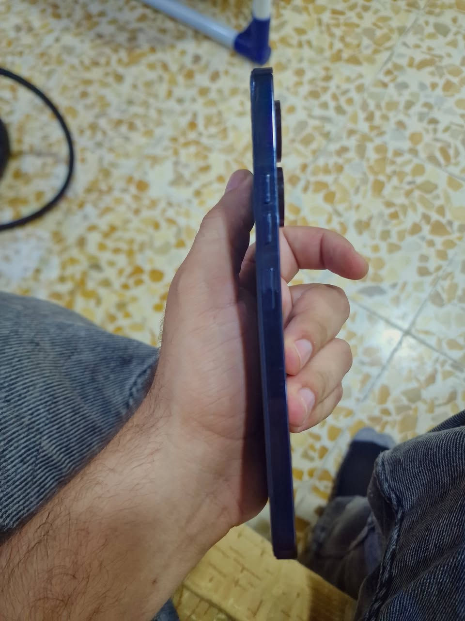 للبيع: Tecno Camon 20 Pro 4G 📱
​الجهاز نظيف جداً بحالة الوكالة (باب أول) وبدون أي مشاكل.
​المواصفات والتفاصيل:
​الموديل: تكنو كامون 20 برو (Tecno Camon 20 Pro 4G)
​الذاكرة الداخلية: 256 كيكابايت
​الشريحة: دبل سيم كارت (شريحتين)
​حالة الجهاز: أصلي وما مفتوح نهائياً ولا مصلح
​النظافة: باب أول واستخدام حريص
​السعر: 180 ألف دينار (قفل نهائي) 🔒
​المكان / : موصل /الايمن
​للتواصل: الخاص أو واتساب على الرقم: [***********]
