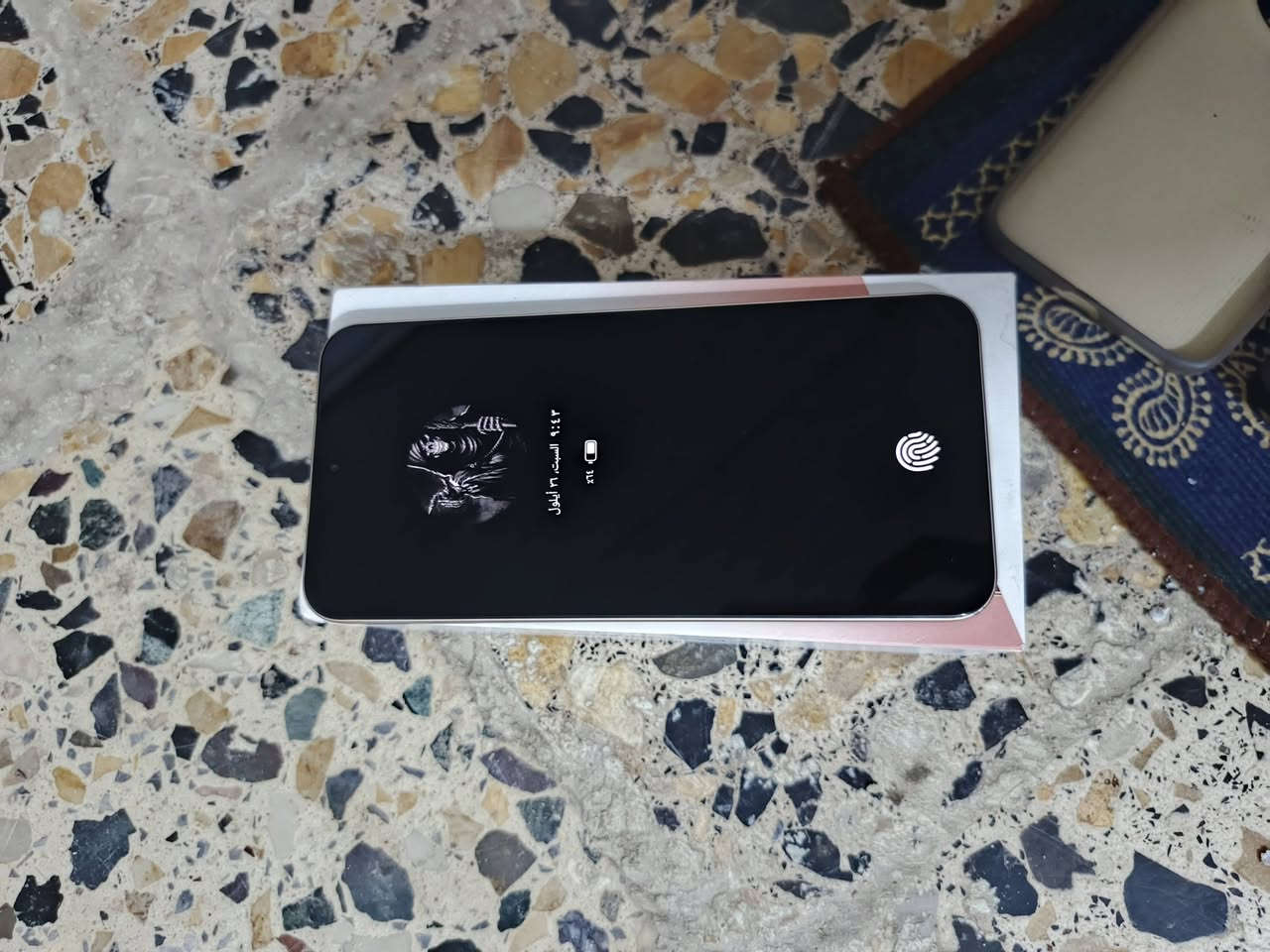 تلفون للبيع هونر اكس 9d الذاكره 256 العنوان الناصريه حي اريدو جهاز مكفول من كلشي ملحقاته بس كارتون بدون شاحنه السعر 400 وبيه مجال قليل رقم تلفوني *********** بيه واتساب

نص مكتوب في الصور:
- MagicOS 10 حول الهاتف > اسم الجهاز > HONOR X9d المعالج المركزي Snapdragon 6 Gen 4 ذاكرة الوصول العشوائي > ١٢ غيغابايت + ١٢٠ غيغابايت RAM Honor Turbo شاشة بتقنية حماية البصر من Honor ١٢٠٠ X ٢٦٤٠ بطارية السيليكون والكربون 8300 mAh وحدة التخزين الداخلية المساحة الفارغة ٢١٨,٢ غيغابايت الإجمالي ٢٥٦ غيغابايت الموبايل MTN-NX1