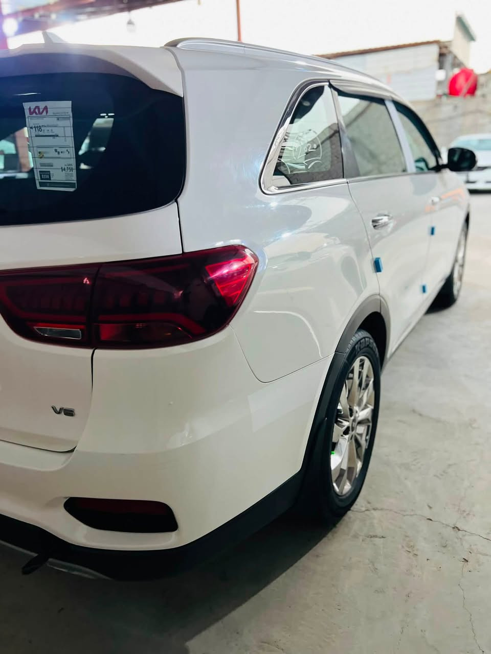 سورنتو خليجي 2020 كفاله عامه محرك V6 ماشية 68 رقم بصرة الجديد السعر 238 وبيه مجال بسيط للشراي كشنات كهرباء جلد بردات خلفية جنطة شفط شاحن وايرلس حساسات مراءة شفط 4 انطمه قياده 7 راكب 3 قطع تبريد شاشه كبيرة الاتصال *********** مكاني بصرة المدينة الهوير
