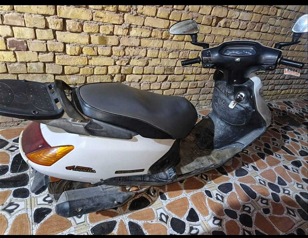 دراجه سبيس ياباني مفتوحه مره وحده دراجه نضيفه سعره 600 وبيه مجال عنواني حي الحكيم ***********
