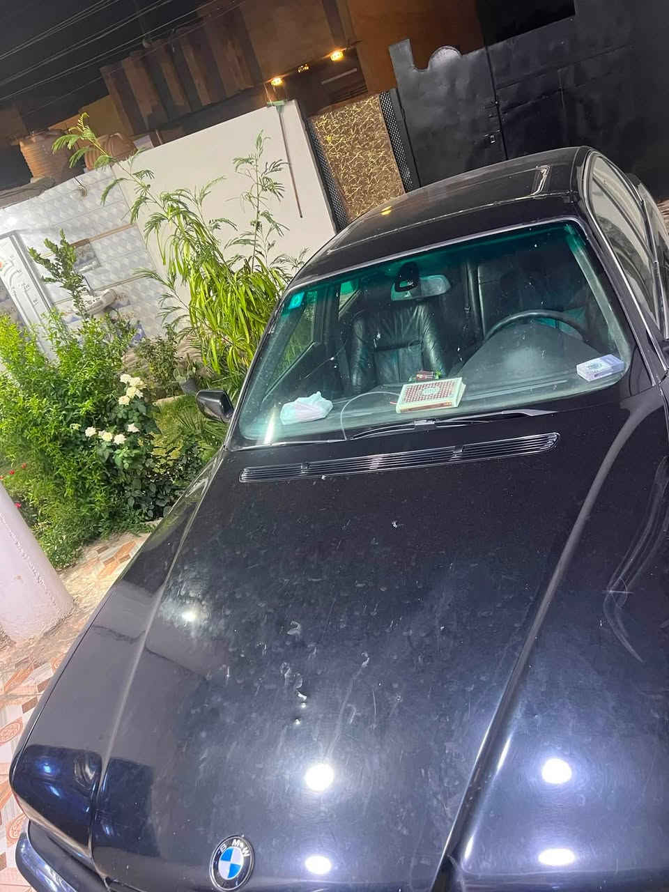 السلام عليكم 
خفاش مديل98
 740

رقم بغداد. انكليزي وماكنها بغداد 
مكفولة من الحادث 
كير ومكينة مكفولات
تبريد شغال
 وعوزها  حداديه ودعاميه خليفيه 

بيها طخم تاير جديد
السعر المطلوب ٥٨

***********
