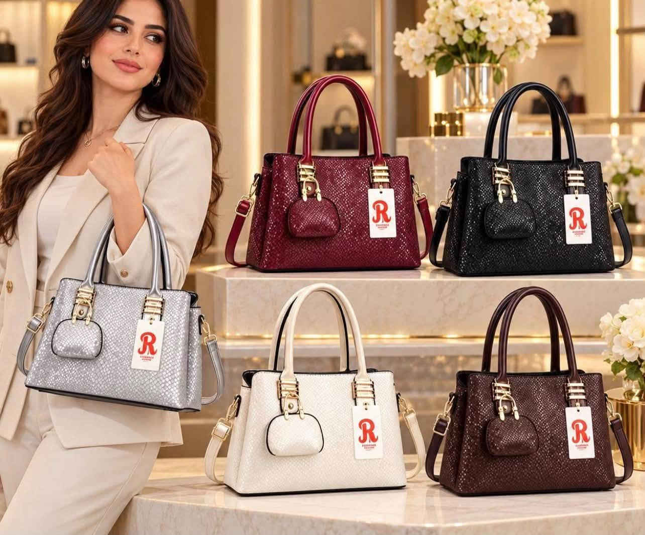 جملة الريان لتجارة الأحذية والحقائب النسائية توفر لكم حقائب النسائية الحجم الكبير والصغير للاستفسار *********** واتساب
