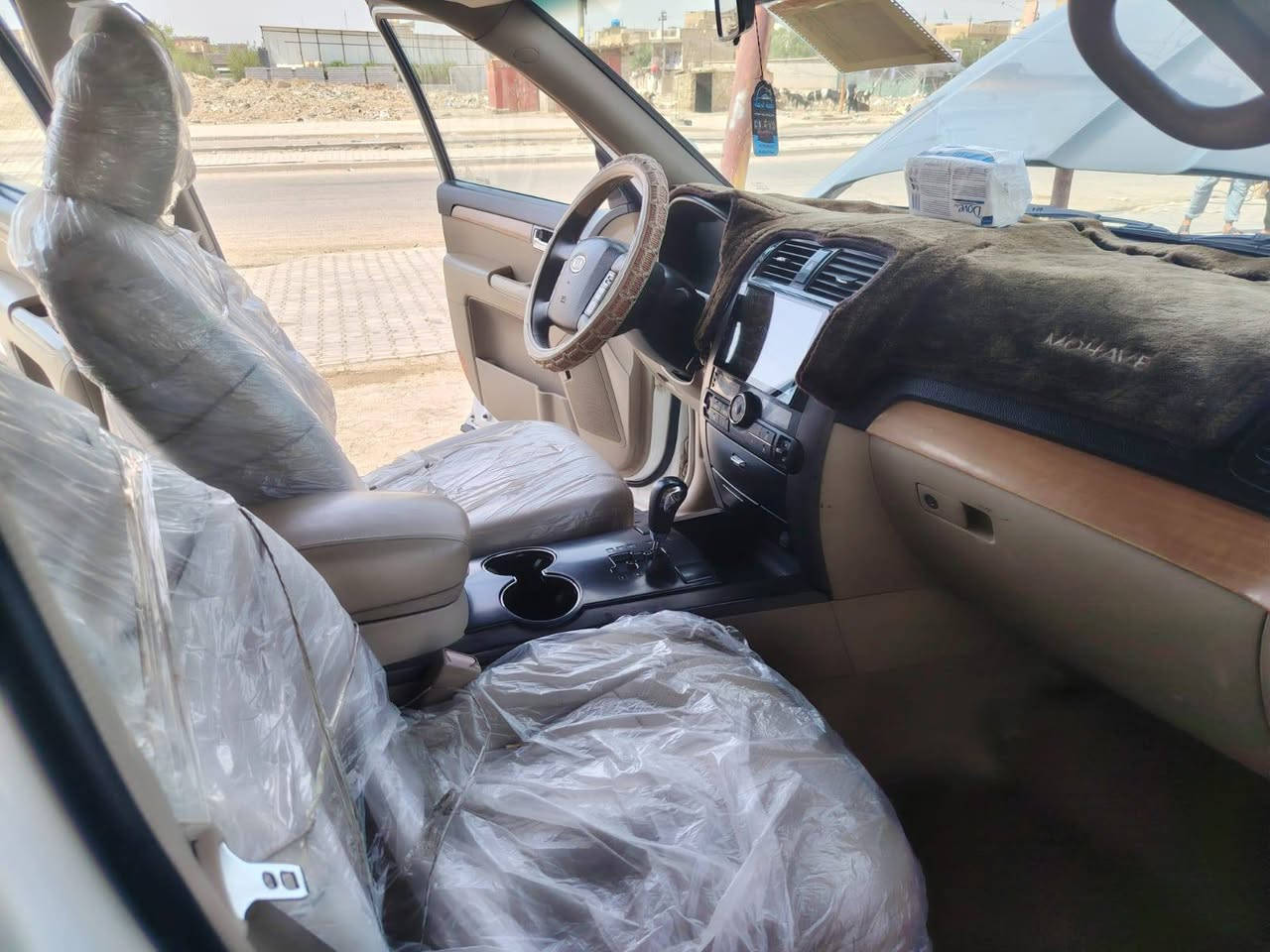 السلام عليكم كيا مهافي موديل 12 خليجي مكينة كير جيدة تبريد ثلج صدر جديده كشنات جلد غرفة جديدة بيهة قطع صبغ ابيع احزام السعر 95 بيها مجال بغداد الحسينية رقم الهاتف ***********
