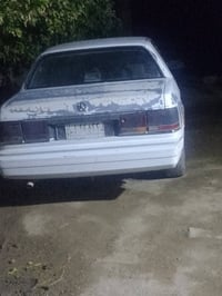 للبيع  دوج كلاسلر 1993 مكينه كورلا  كير 5 نمر  07862674658 07754661454