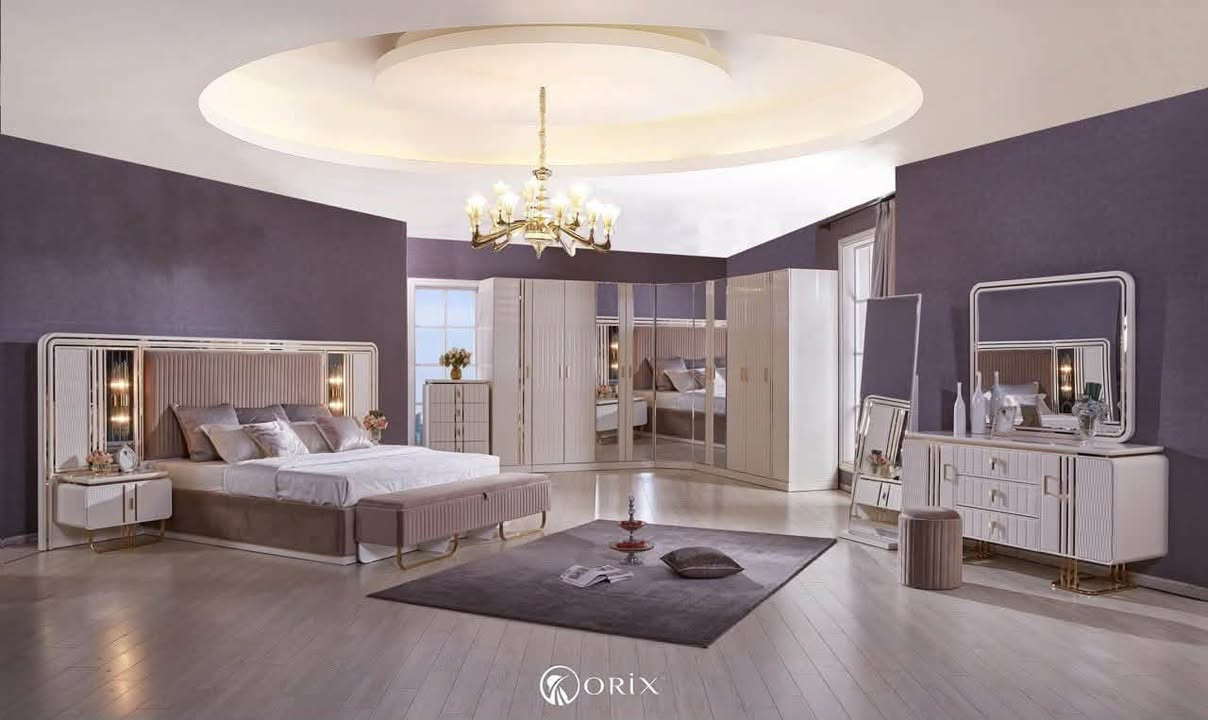 السلام عليكم غرفة تركية ١٣ قطعة كلش ضخمة وخشب ثقيل وانارة بيها نضيفة جدآ استعمال قليل ماخذها ٤ ملايين وربع رايدها بمليونين وبيها مجال مكانها الدوره حي الشرطة
***********
