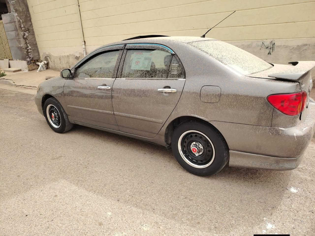 كورلا نحله 2007 وارد امريكي
ضربتها قبق بانزين مال امريكا 
مصبوغة عام جمالية 
لايت زنون عالي وناصي 
تخم نوزل وبلك وفيتبم  جدد 
تخم تاير نضيف سنوية بأسمي رقم انكليزي بغداد /سنويةلغاية 2029 
سعر 83 وبيه مجال 
مكلف بالنشر رقم صاحب السيارة 
*********** ابو يوسف
