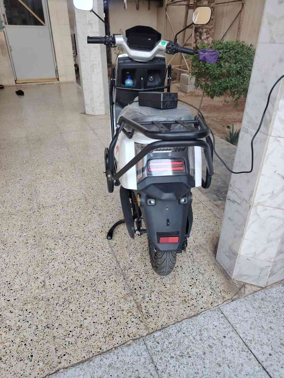 هيوشا مدرع 2026 جديد صارله اسبوع من اخذته بالكارتون ويا الجنطه مالته تنشد علي جديده 6 بطاريات السعر 900 وبي مجال بسيط للاستفسار (***********)
